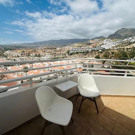 Penthouse 3 Bedrooms, Ocean View, Near Siam Park Daire